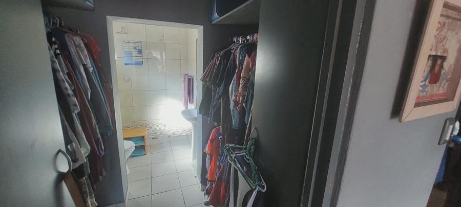 3 Bedroom Property for Sale in C Place Eastern Cape